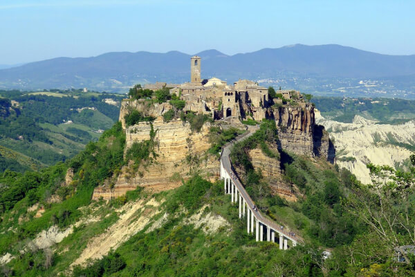 Civita di Bagnoreggio CasaTua Servizi Immobiliari 