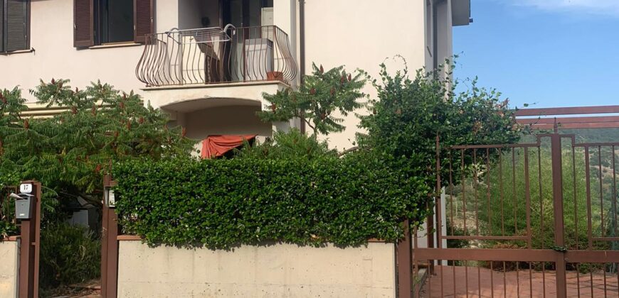 Villetta con giardino privato – Rif.460