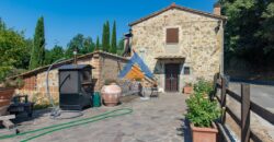 PORZIONE DI CASALE IN PIETRA CON GIARDINO – Rif. 1cor