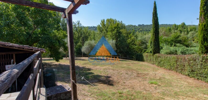 PORZIONE DI CASALE IN PIETRA CON GIARDINO – Rif. 1cor