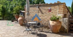 PORZIONE DI CASALE IN PIETRA CON GIARDINO – Rif. 1cor