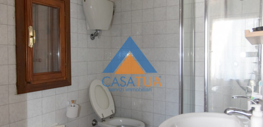 PORZIONE DI CASALE IN PIETRA CON GIARDINO – Rif. 1cor