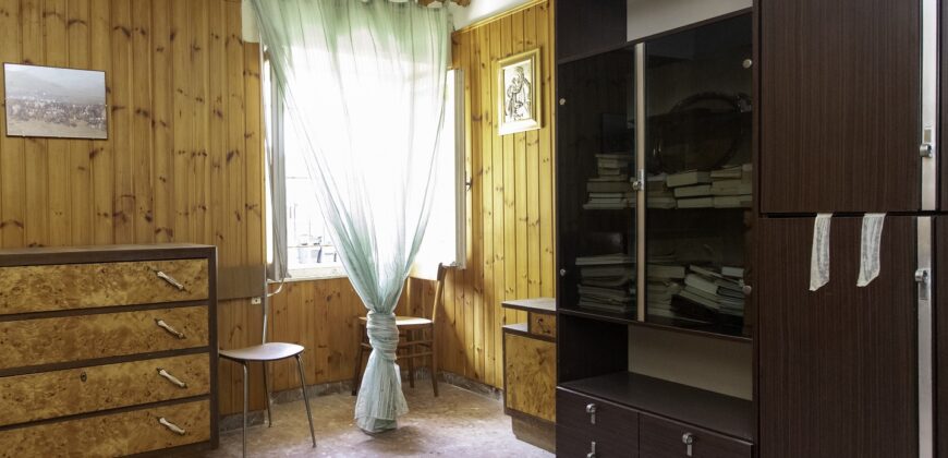CARATTERISTICA PORZIONE DI CASA IN PIETRA – Rif. 15gua