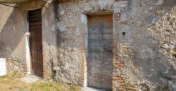 CASALE DA RISTRUTTURARE – RIF.2GIO