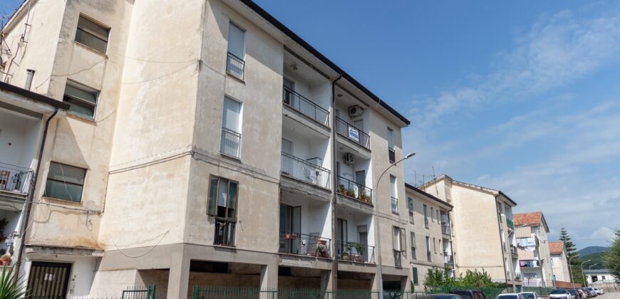 CENTRALISSIMO APPARTAMENTO RISTRUTTURATO – Rif. 1teaB