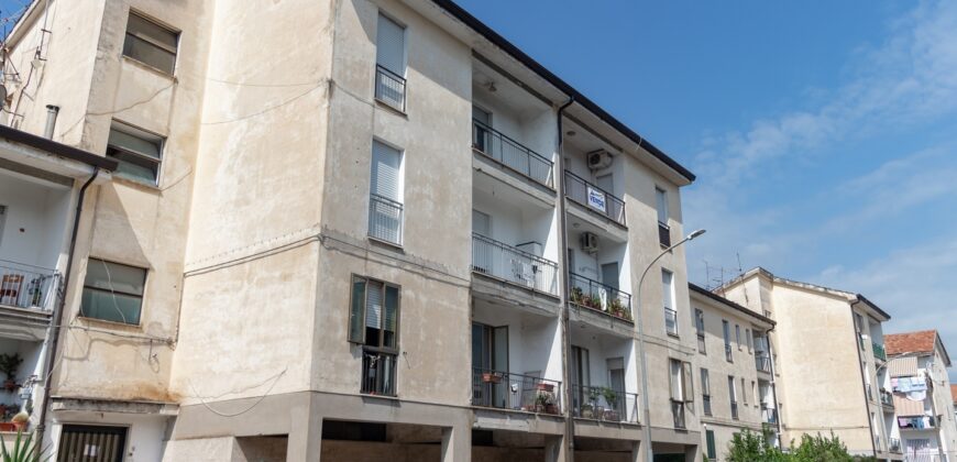 CENTRALISSIMO APPARTAMENTO RISTRUTTURATO – Rif. 1teaB