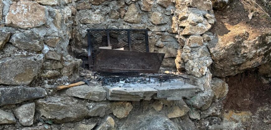 VILLA SINGOLA CON TERRENO Rif Ort 229