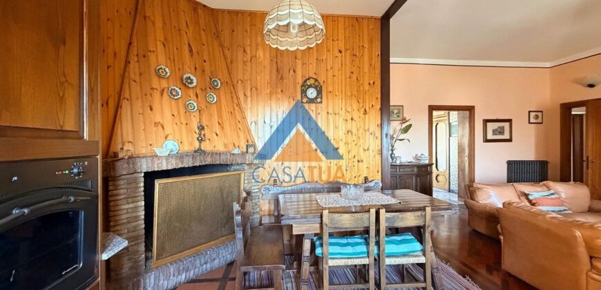 APPARTAMENTO IN VILLA PIANO PRIMO – RIF.28GUAB