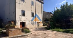 APPARTAMENTO IN VILLA PIANO RIALZATO – RIF.28GUA