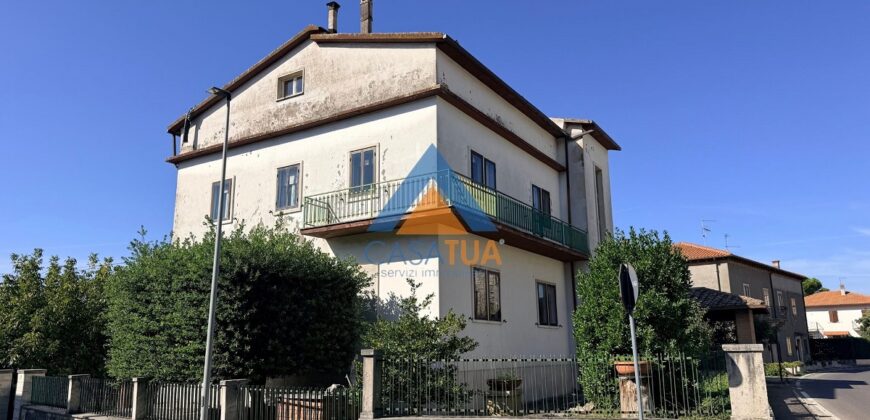 APPARTAMENTO IN VILLA PIANO RIALZATO – RIF.28GUA