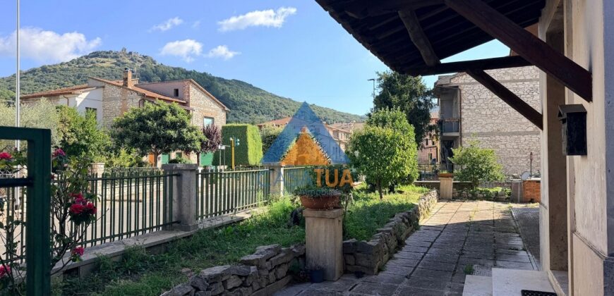 APPARTAMENTO IN VILLA PIANO RIALZATO – RIF.28GUA